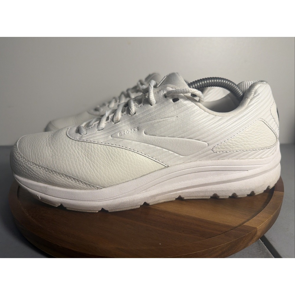 Brooks Addiction Walker 2 Men’s 10.5 D White Leather Walking Shoes 1103181D142